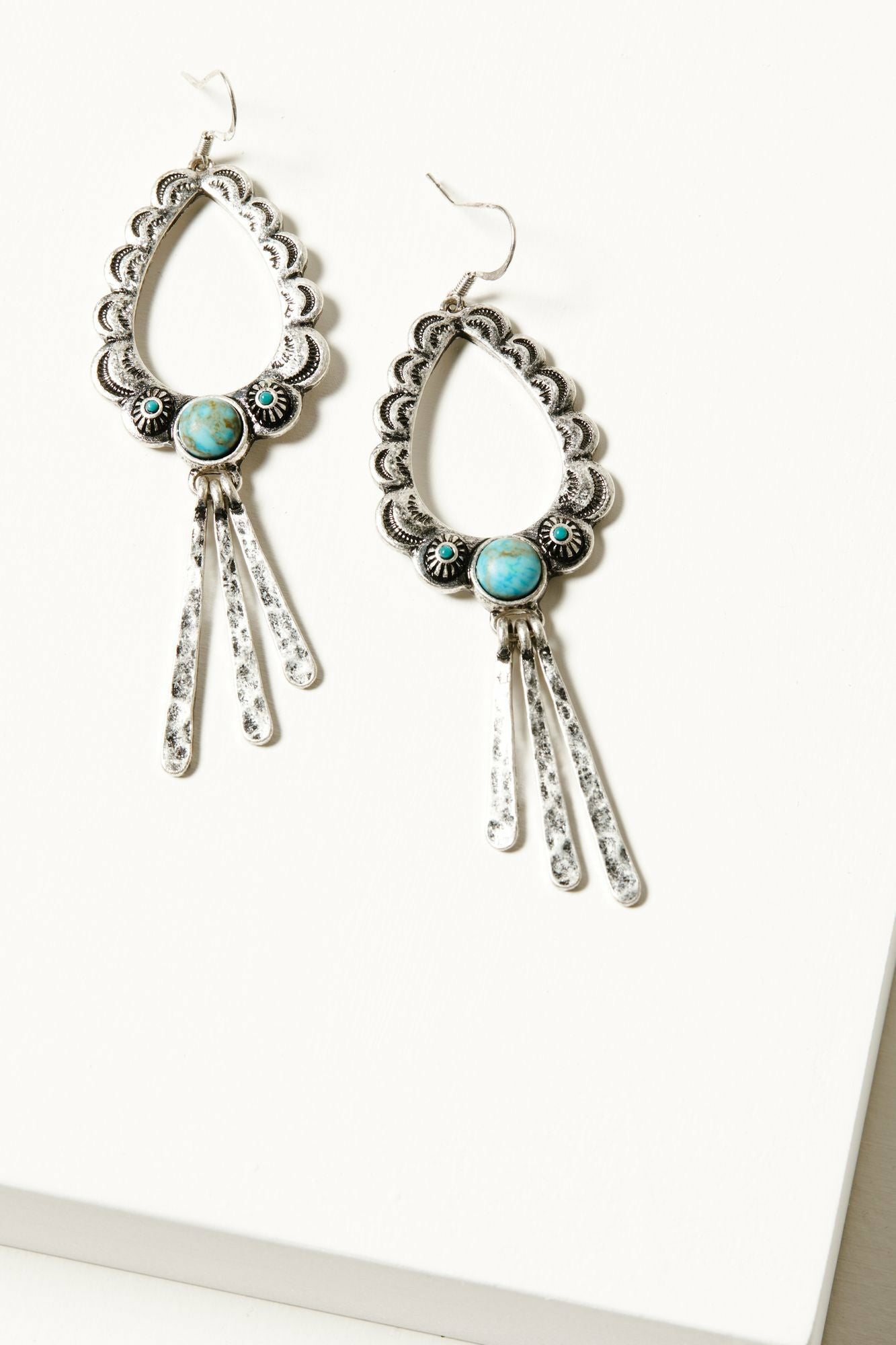 Idyllwind Bellafonte Teardrop Scalloped Earrings