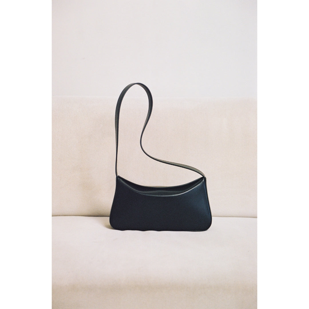Black Victoria shoulder bag Matisse Footwear Online Shop