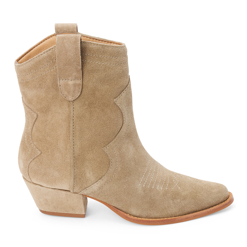 Taupe Arlo ankle boot Matisse Footwear US