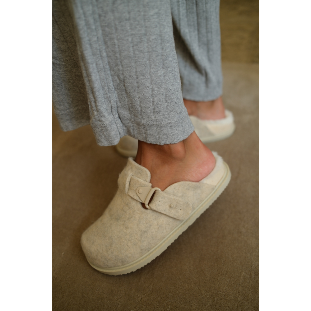 Oatmeal Portland clog Matisse Footwear Online
