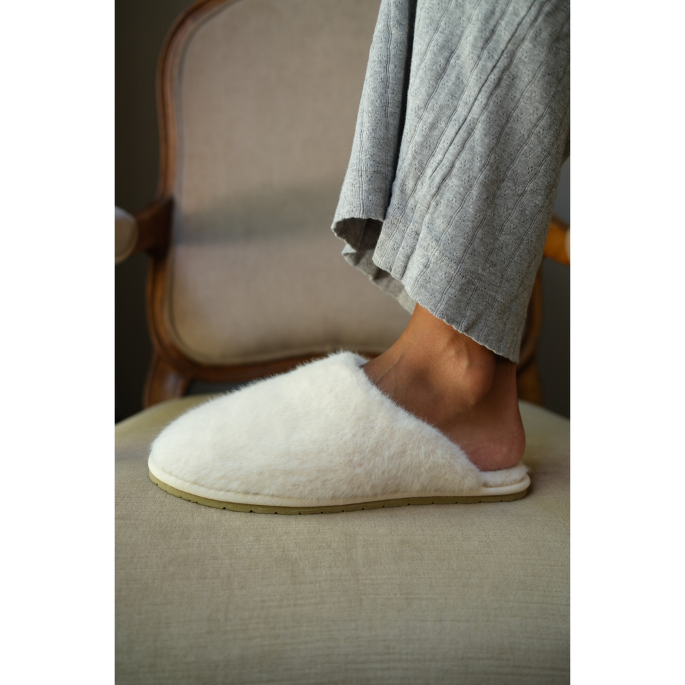 Ivory Lounge slipper Matisse Footwear Outlet