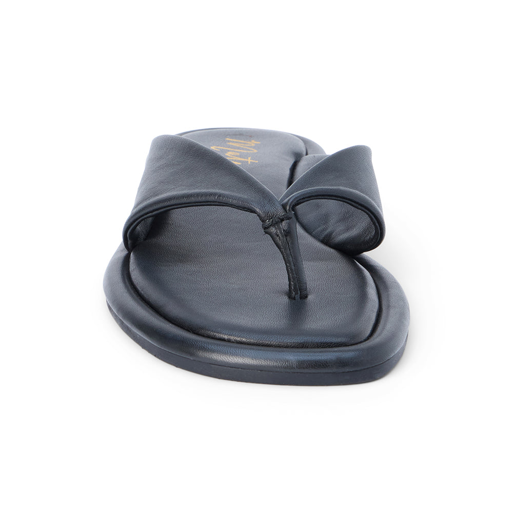 Black Mirage flip flop sandal Matisse Footwear Outlet
