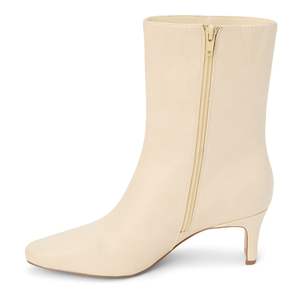 Bone Adler ankle boot Matisse Footwear Online