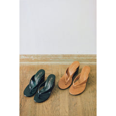 Black Maryland wedge sandal Matisse Footwear Online