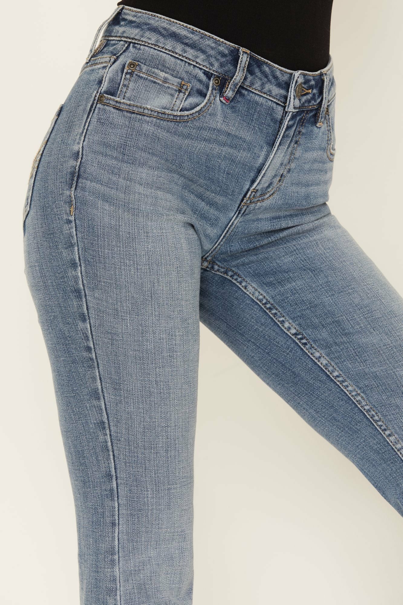 Idyllwind Amalie Light Wash Rebel Mid Rise Bootcut Jeans