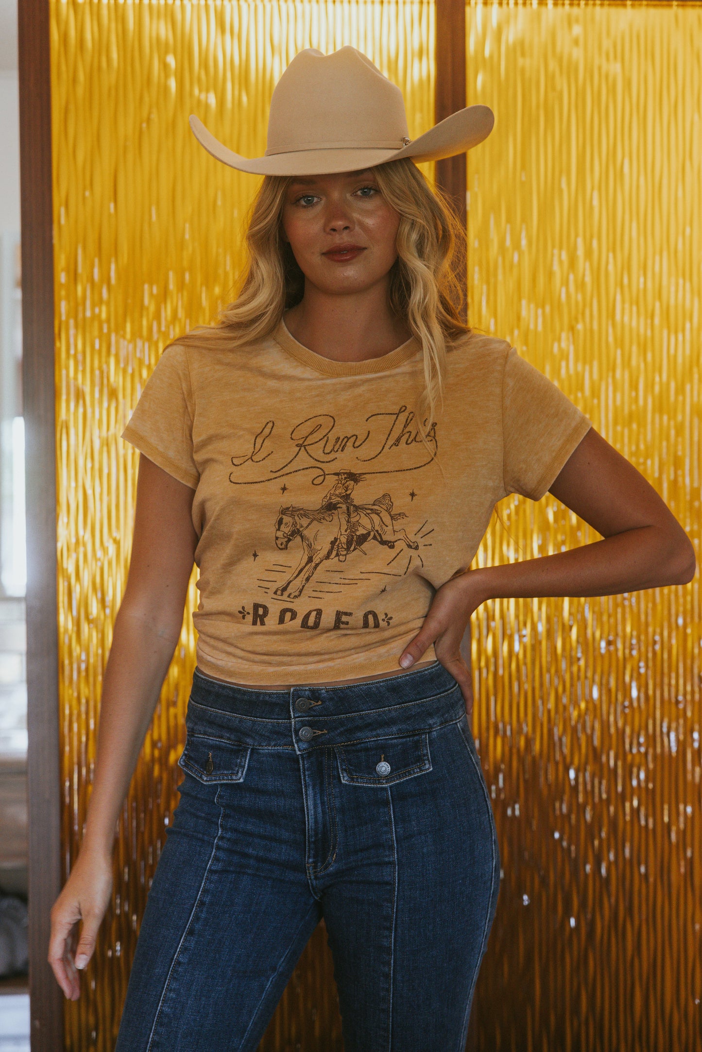 Idyllwind I Run This Rodeo Short Sleeve Relaxed Graphic Tee